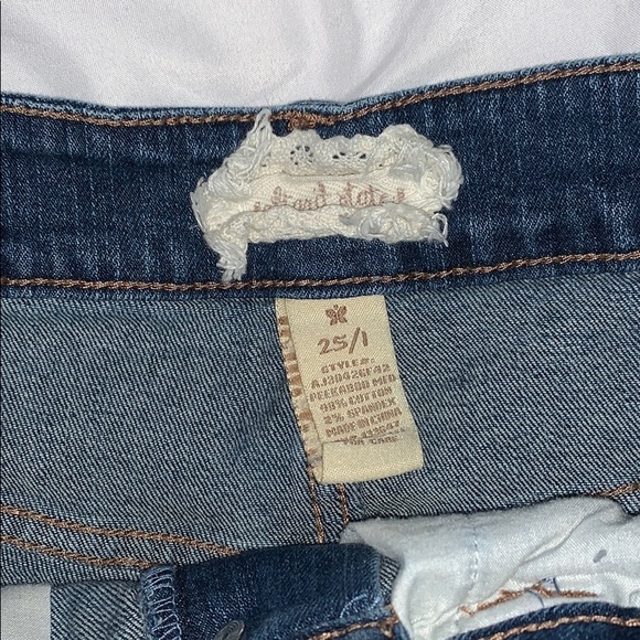 Altar’d State Jean Shorts - Picture 4 of 4